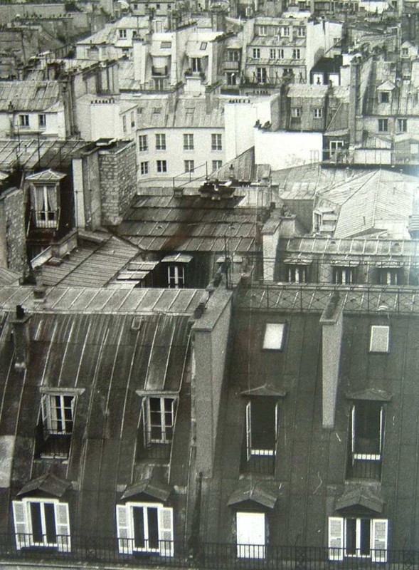 Vue depuis le 5ème étage de Beaubourg: les toits de Paris, photo argentique 