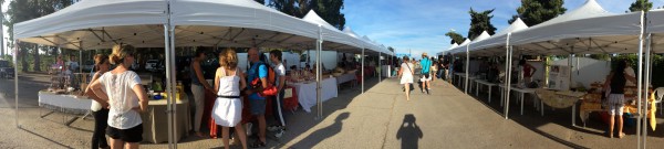 Marché en bord de mer à Vignale