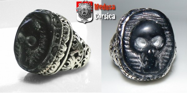 bague métal argenté et argile polymère motif de crâne