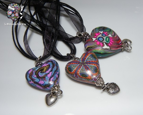 pendentifs coeurs colorés